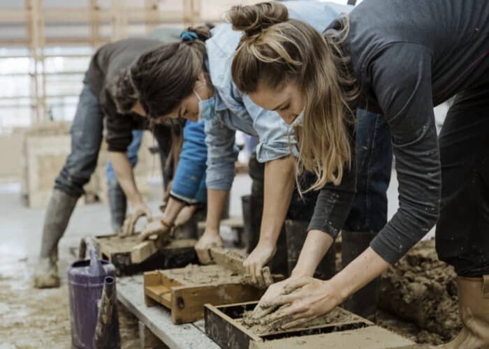 Illustration de l'événement : Ateliers : Construction terre - Off du Voyage à Nantes été 2026