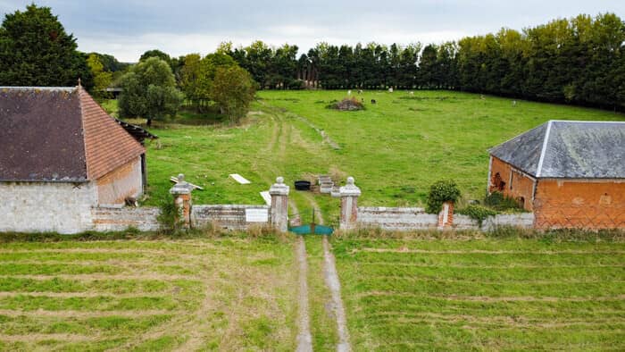 Illustration de l'événement : Levez les yeux ! Découverte d'un clos-masure du XVIIe siècle