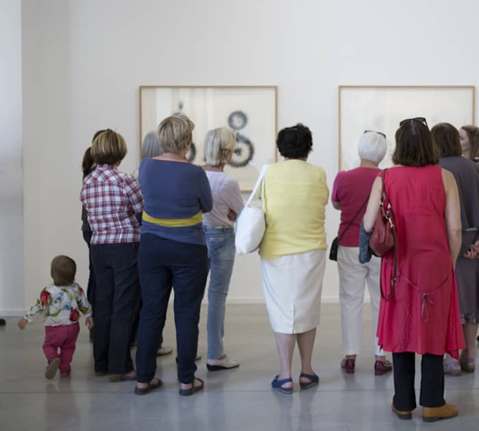 Illustration de l'événement : Visite commentée des coulisses de l’exposition Être ici | Maintenant | Partout