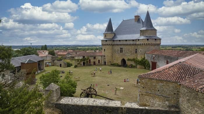 Illustration de l'événement : Visite guidée du château de Sigournais