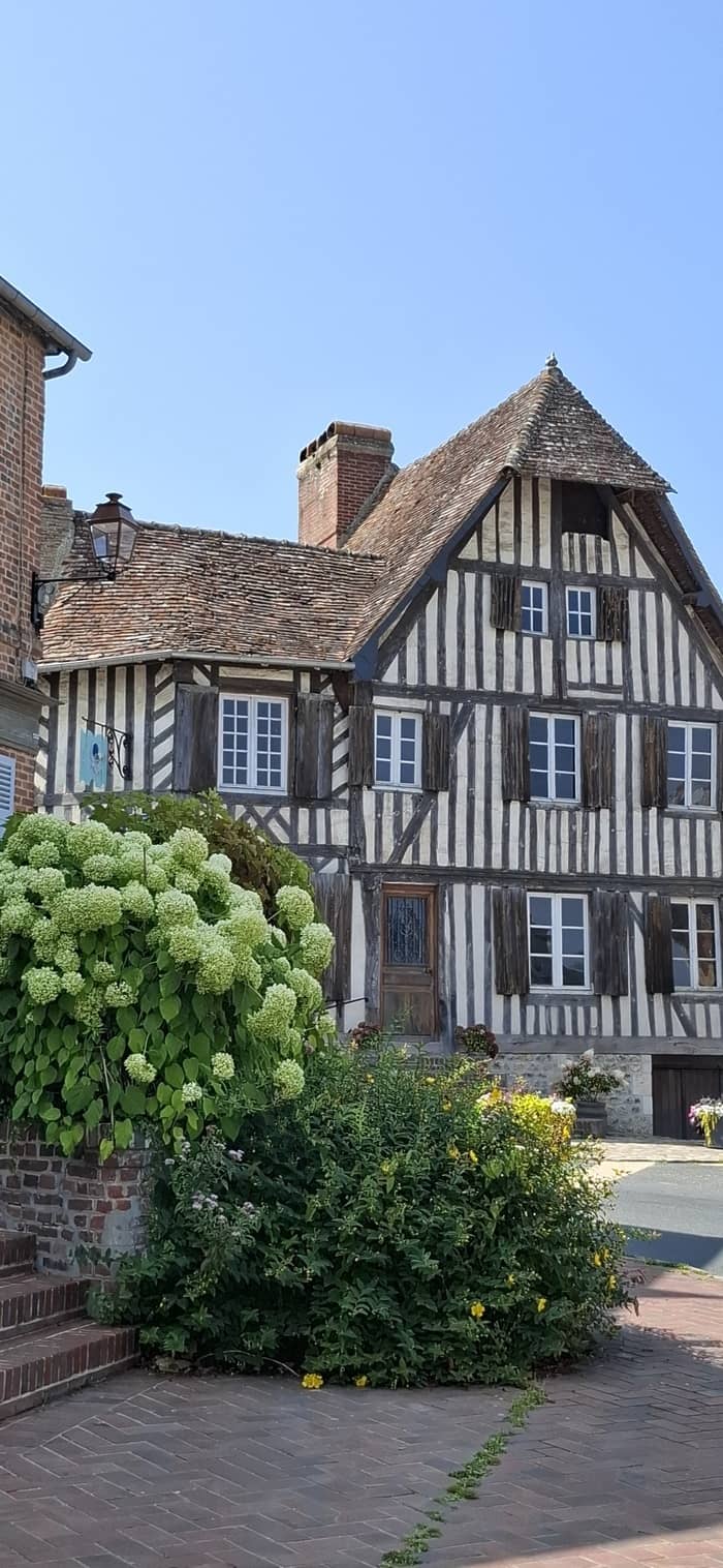 Illustration de l'événement : Visite guidée du village : Blangy-le-Château se dévoile