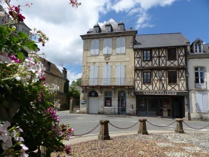 Illustration de l'événement : Balade entre patrimoine & gourmandises à Morlaàs, capitale historique du Béarn