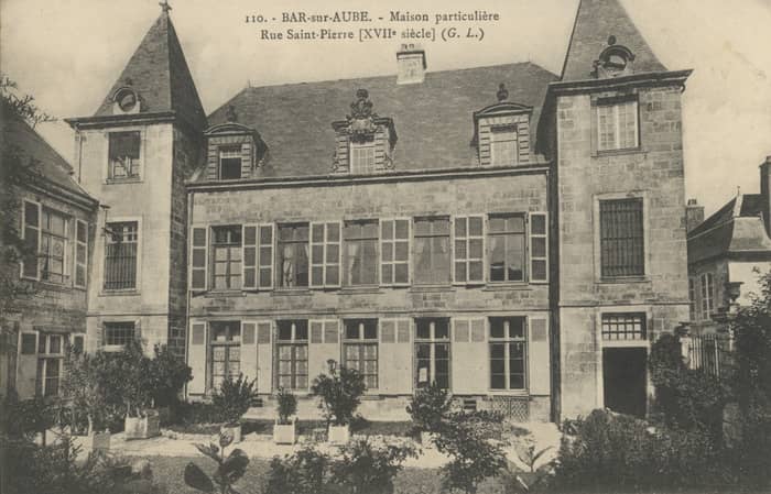 Illustration de l'événement : Un hôtel particulier transformé et ses trésors bibliographiques