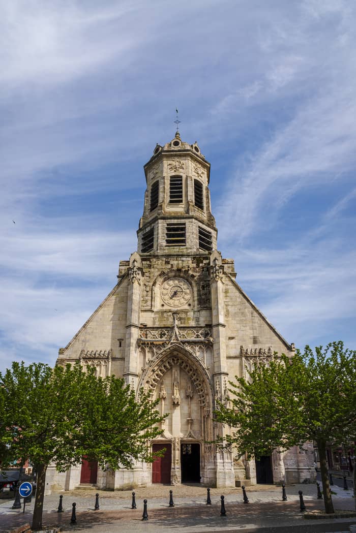 Illustration de l'événement : Visite guidée de l’église Saint-Léonard : de la petite à la grande Histoire