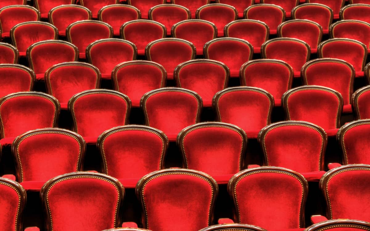 Illustration de l'événement : Invitation au voyage au-delà du regard au Théâtre Mogador