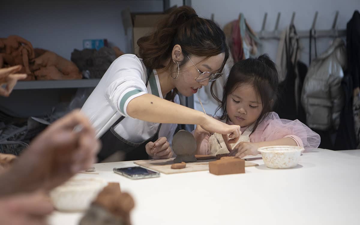Illustration de l'événement : Atelier de modelage en famille : Portrait de famille