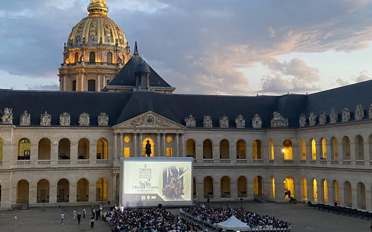 Illustration de l'événement : Les Invalides font leur cinéma - Cinéma en plein air