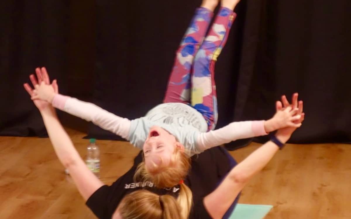 Illustration de l'événement : Ateliers en famille YOGA parent-enfant 3-6 ans