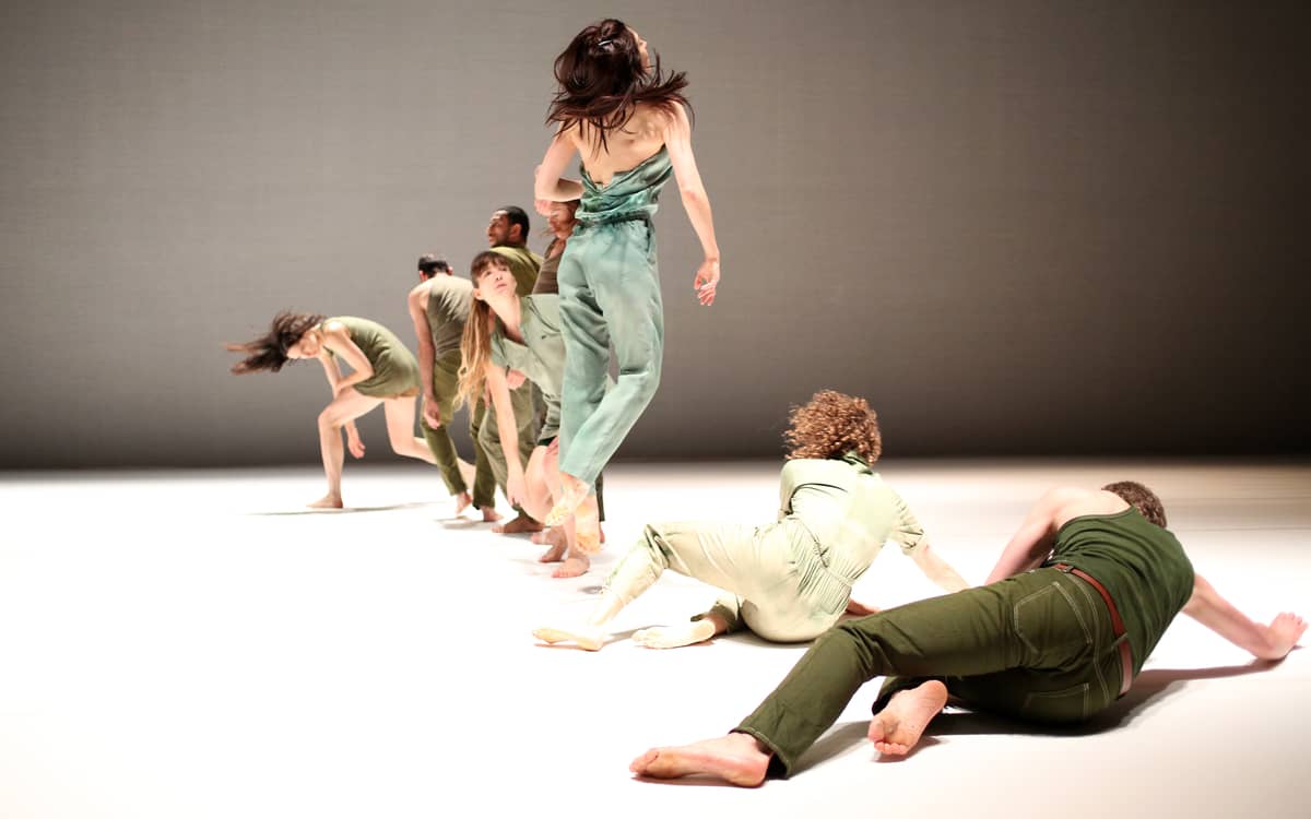 Illustration de l'événement : "Tenir le temps" de Rachid Ouramdane & le Ballet de l'Opéra de Tunis