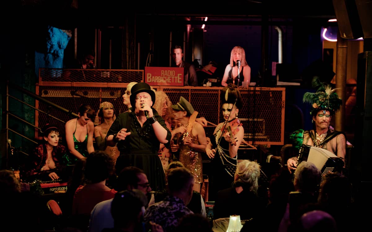 Illustration de l'événement : Première du cabaret « La Barbichette » à La Machine du Moulin Rouge !