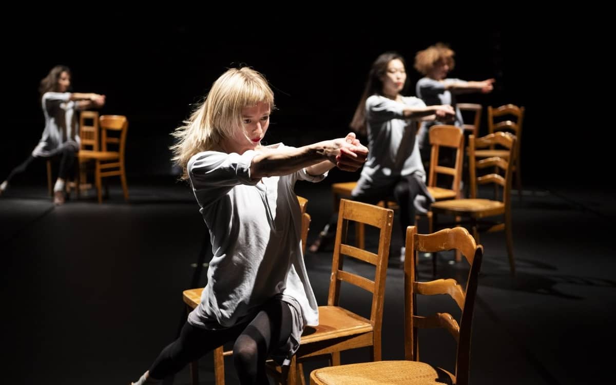 Illustration de l'événement : « Rosas danst Rosas » de Anne Teresa De Keersmaeker / Rosas