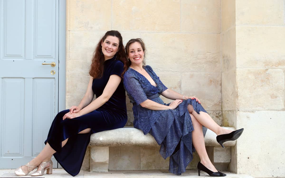 Illustration de l'événement : MAIRIE DU 8ème ARRONDISSEMENT / Entre ombre et lumière : récital pour voix de soprano et piano