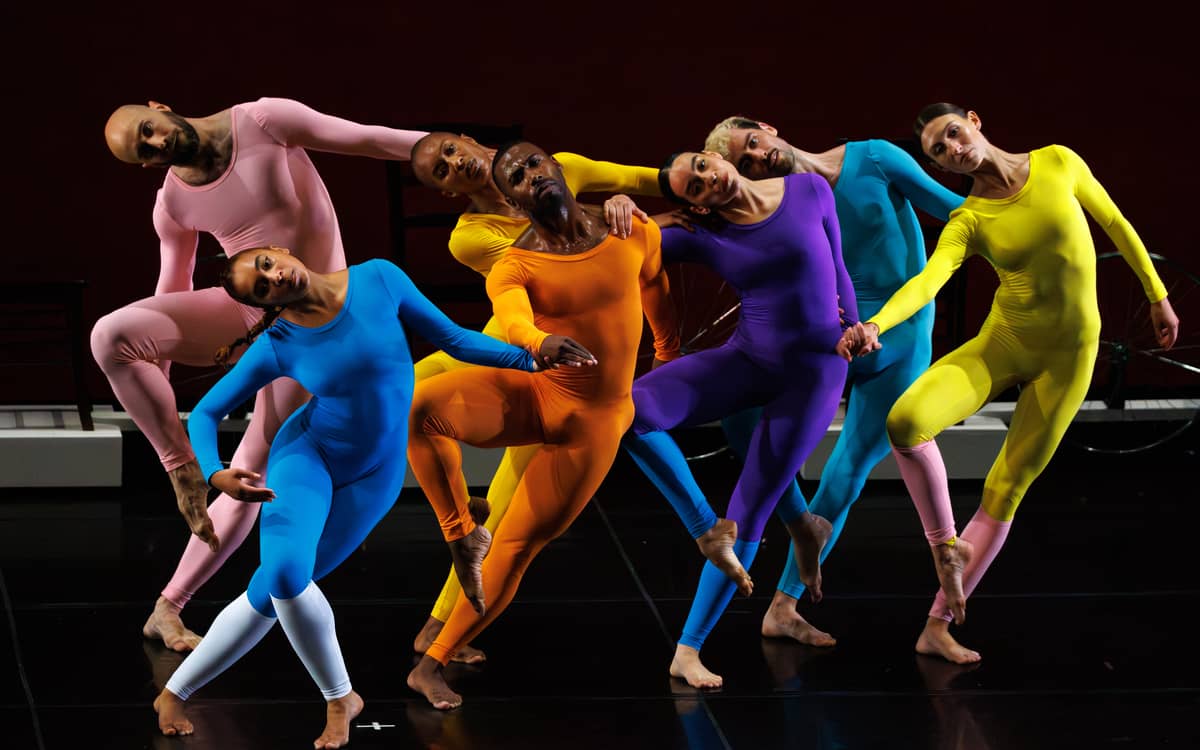 Illustration de l'événement : « Dancing with Bob : Rauschenberg, Brown et Cunningham Onstage » de Trisha Brown Dance Company