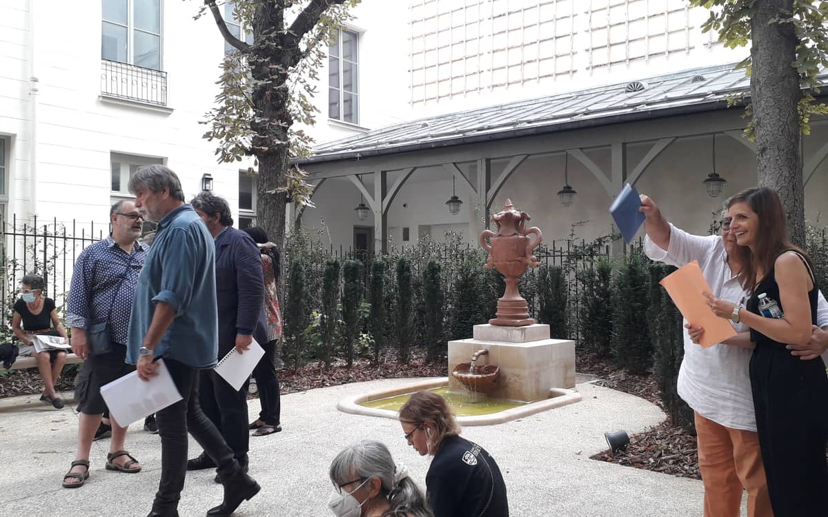 Illustration de l'événement : Déambulation de lectures théâtralisées