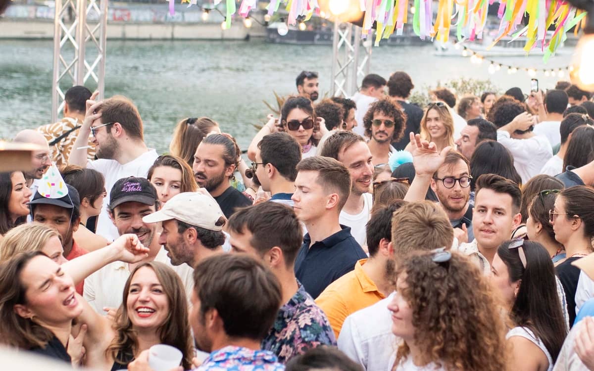 Illustration de l'événement : Open-air bord de seine : La Grande fête de House Of Groove au Mazette