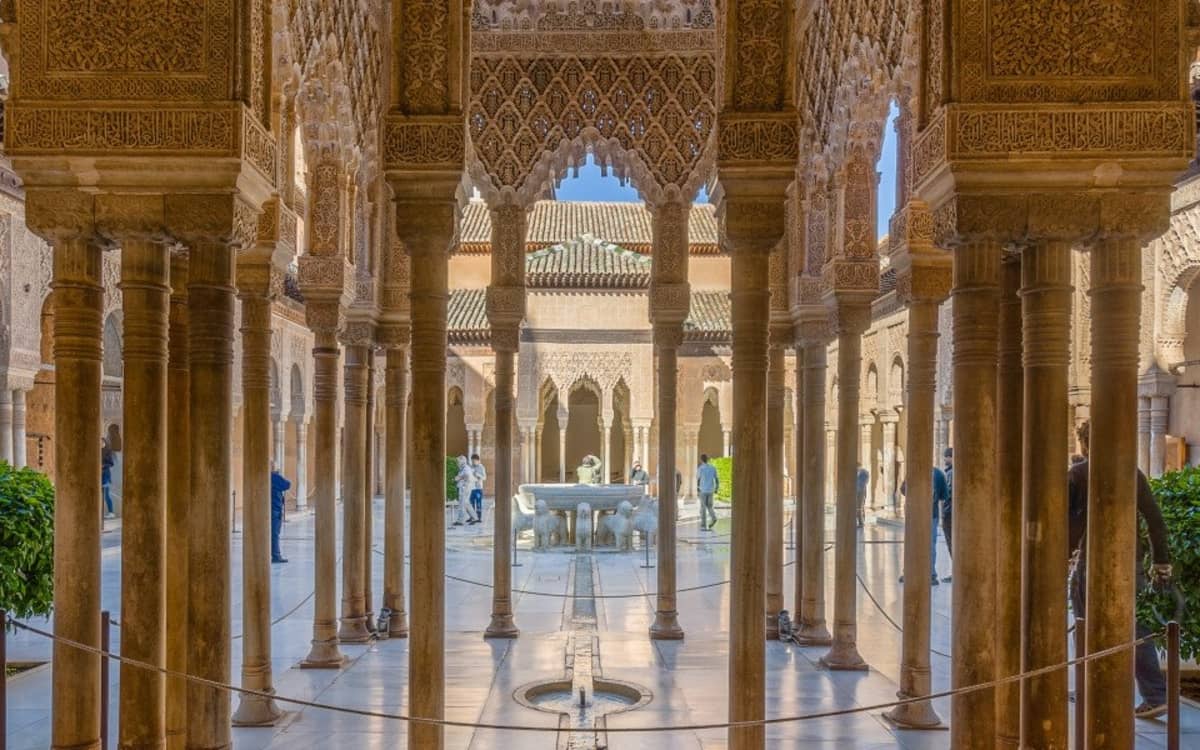 Illustration de l'événement : L’Alhambra, laboratoire d’idées pour l’architecture de demain