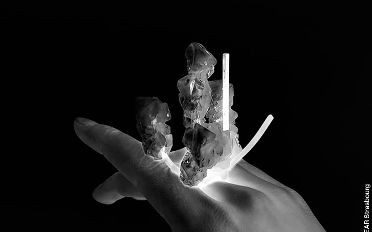 Illustration de l'événement : Parcours Bijoux : Exposition « Métal Pièce Rouge »