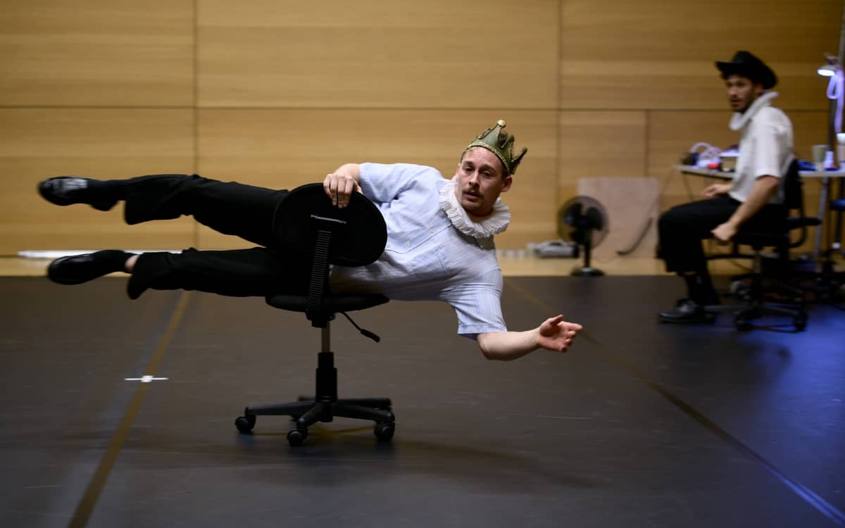 Illustration de l'événement : Initiation cirque avec Marc Oosterhoff et Owen Winship - Workshop tous publics