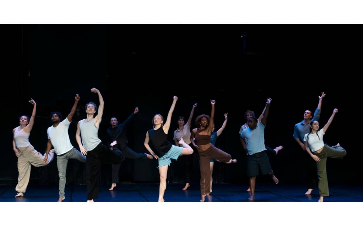 Illustration de l'événement : Espaces Pluriels - Danse "Nous n'arrivons pas les mains vides"