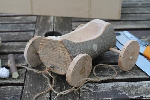 Illustration de l'événement : ATELIER PARENTS-ENFANTS : CONSTRUIRE UN OBJET EN BOIS