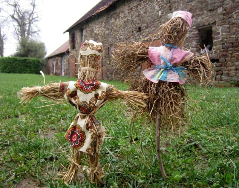 Illustration de l'événement : Fabrique ta poupée de foin : atelier bricolage
