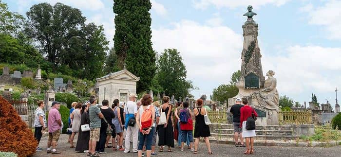 Illustration de l'événement : Visite guidée : L'art et les hommes du cimetière de Gaillard