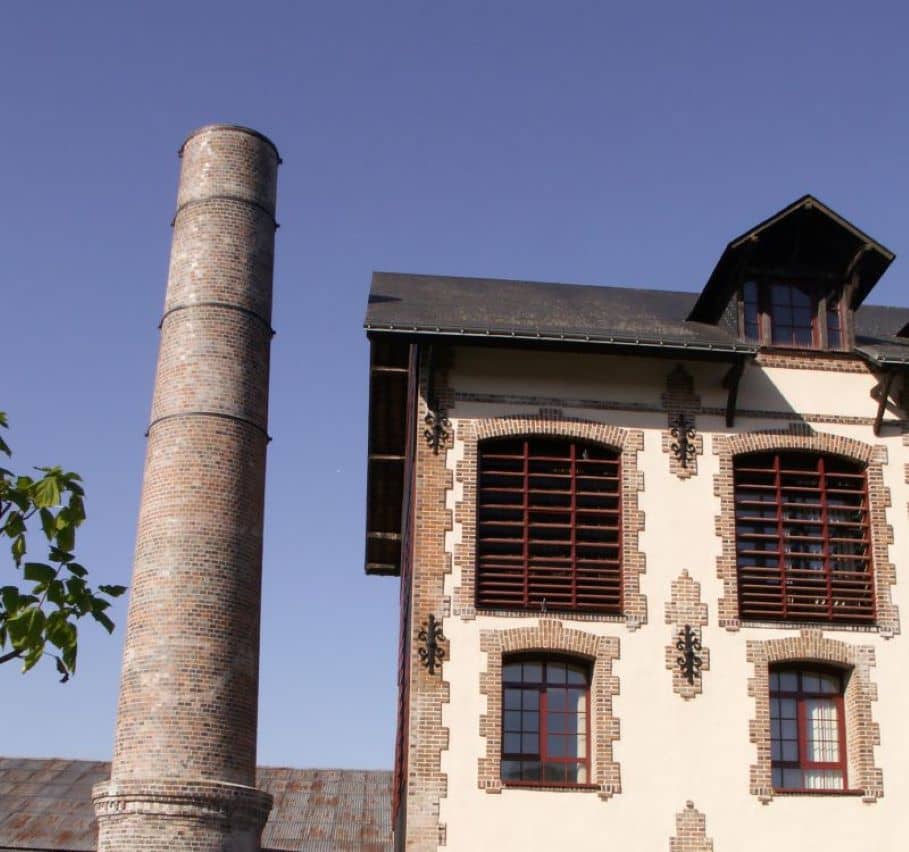 Illustration de l'événement : JOURNÉES NATIONALES DE L'ARCHITECTURE 2026 : Randonnée urbaine guidée "50 ans de réhabilitation du patrimoine industriel à Château-Renault"