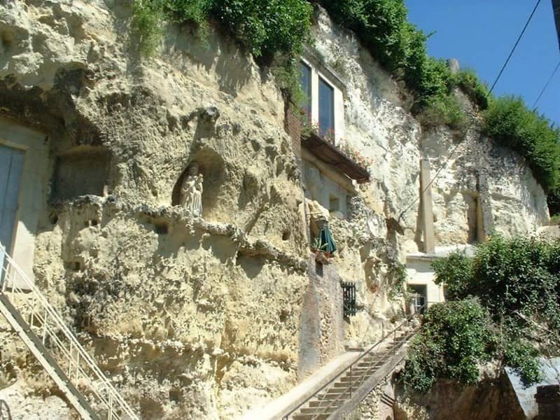 Illustration de l'événement : Visite commentée de la cité médiévale et troglodytique de Trôo