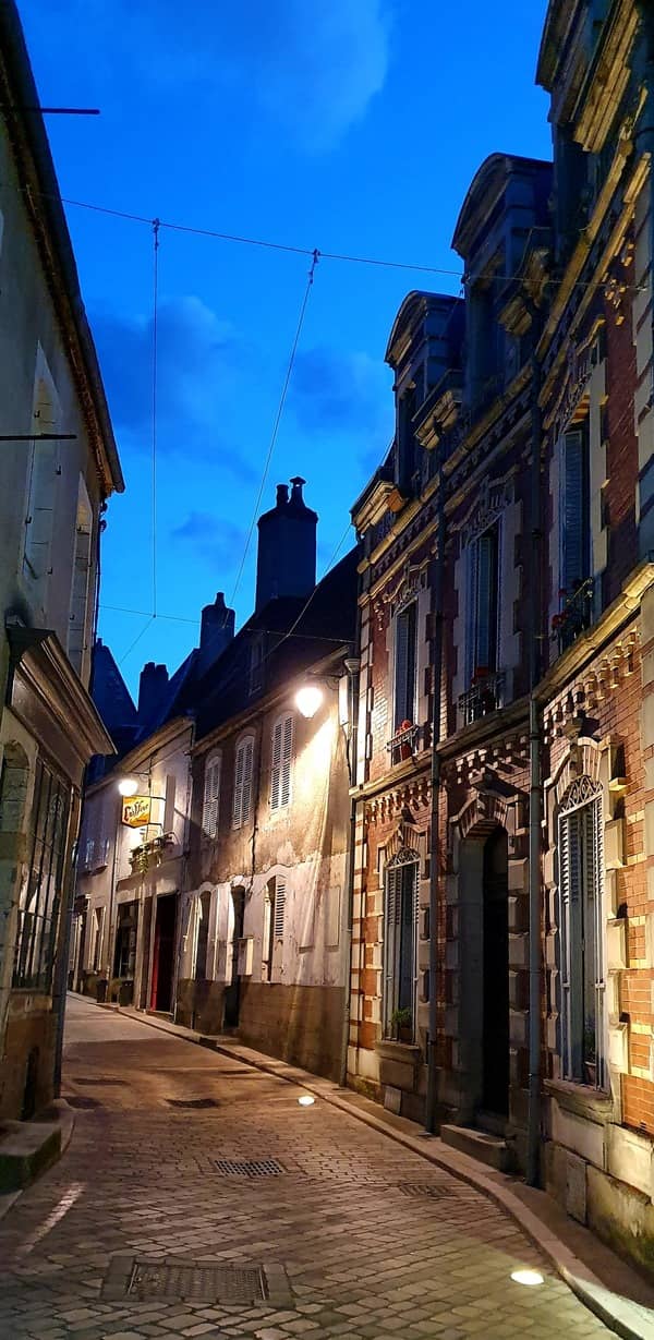 Illustration de l'événement : Visite éclairée Gourmande : Déguster Sancerre à la lampe torche