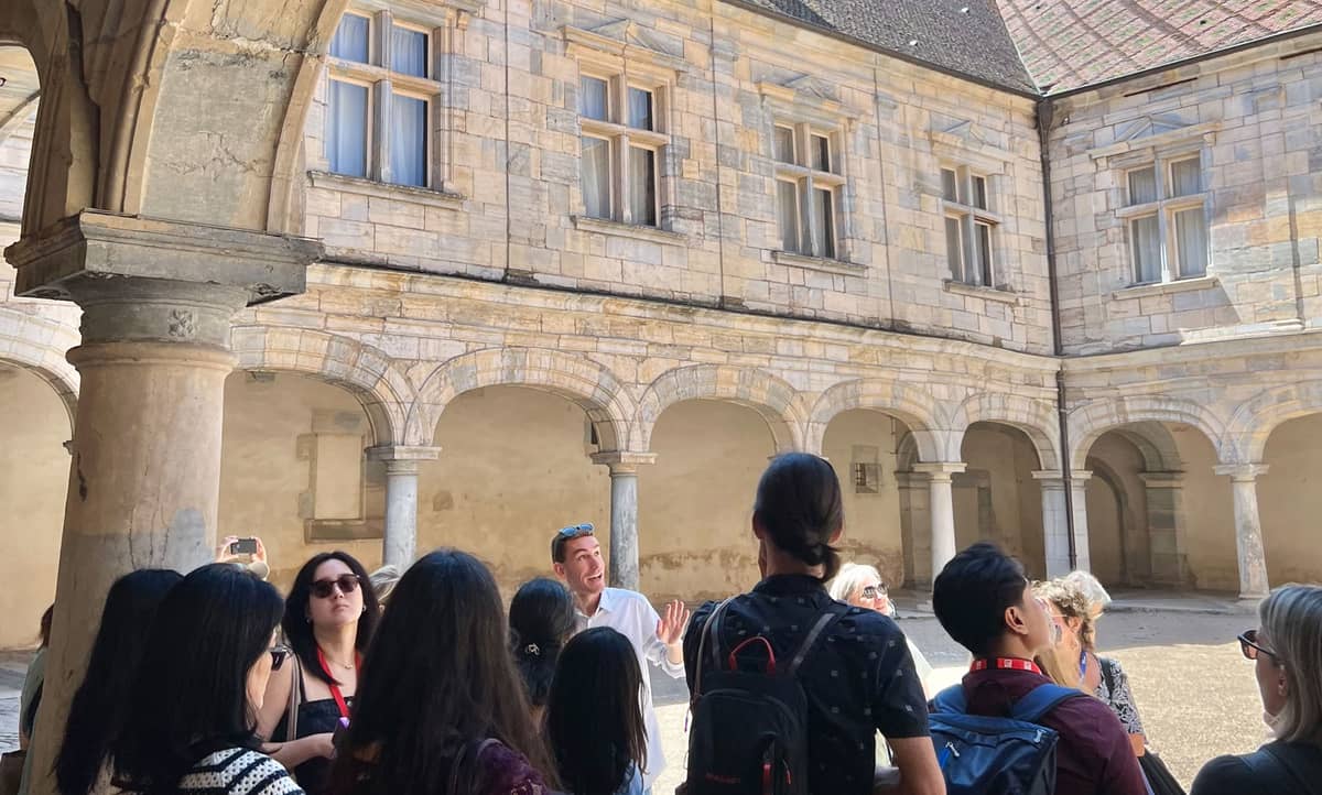 Illustration de l'événement : Visite guidée : Il était une fois Besançon (avec dégustation)