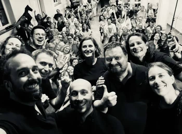 Illustration de l'événement : Déambulation-spectacle théâtre d'impro // Pentes de la Croix-Rousse