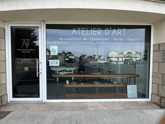 Illustration de l'événement : Visite d’un atelier de restauration d’objets d’art