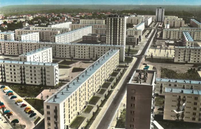 Illustration de l'événement : Balade urbaine - L’architecture de la modernité à Poissy, de la villa Savoye au quartier de Beauregard
