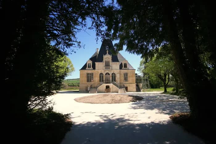Illustration de l'événement : Visite des caves, de la cuisine et du parc d'une maison de maîtres de forge du XIXème siècle