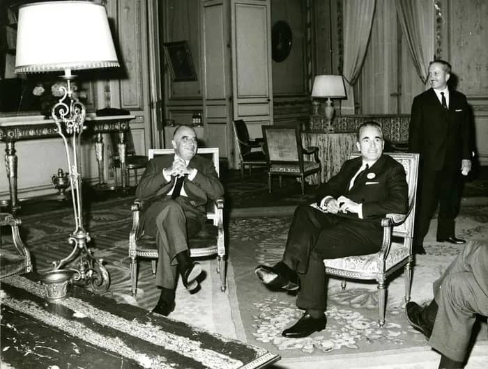 Illustration de l'événement : Elysée-Matignon : quelle relation entre le Président de la République et le Premier ministre sous la Ve République ?