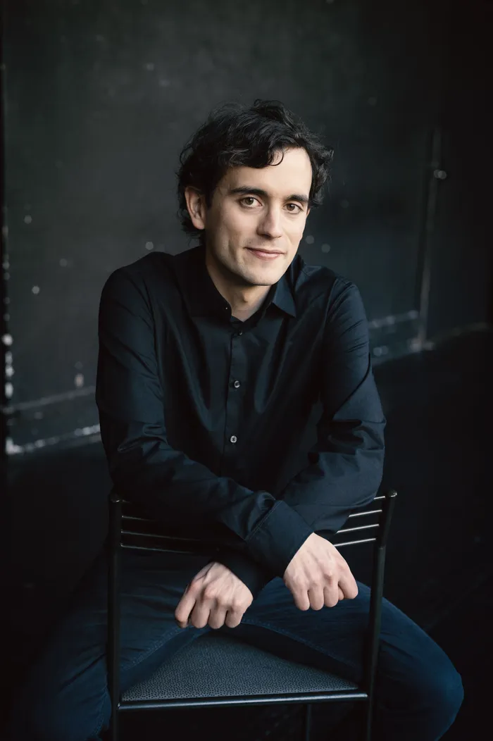 Illustration de l'événement : Matinées du piano : Schumann - Carter - Albéniz, Récital de piano de Lorenzo Soulès