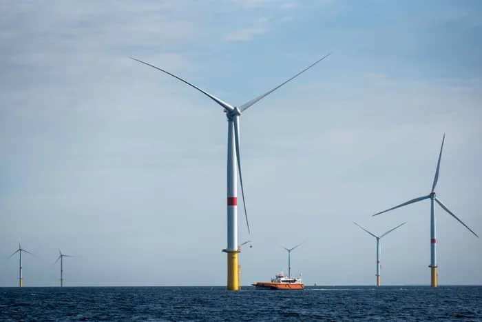 Illustration de l'événement : Visite de la base d'exploitation et de maintenance du Parc éolien en mer de Saint-Nazaire
