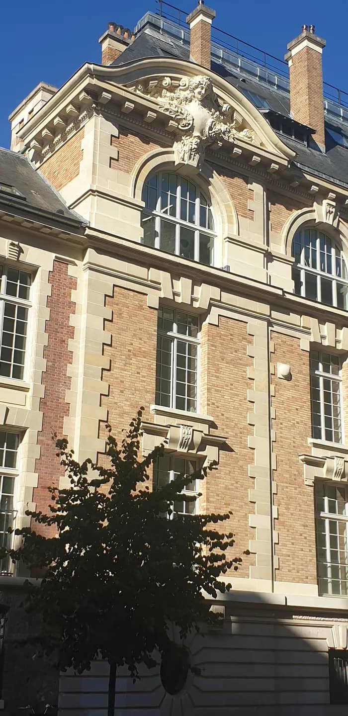 Illustration de l'événement : Promenades patrimoniales : Sur les chemins des architectures de brique du 5ème arrondissement