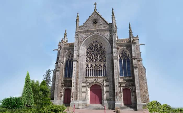 Illustration de l'événement : Église de Saint-Julien, la chapelle Sainte-Anne et les fontaines