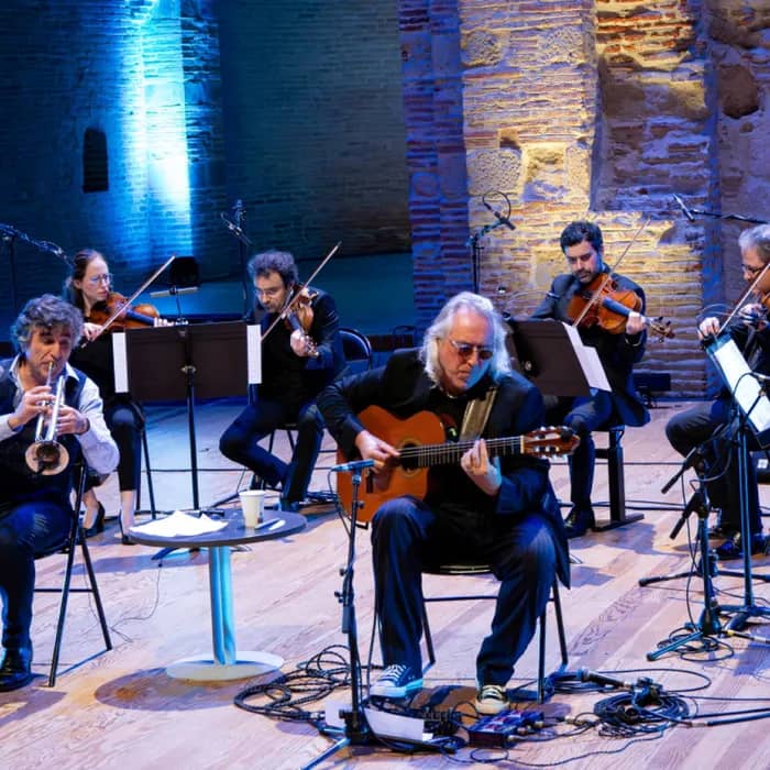 Illustration de l'événement : 1 VOIX, 6 CORDES : de Claude à Nougaro