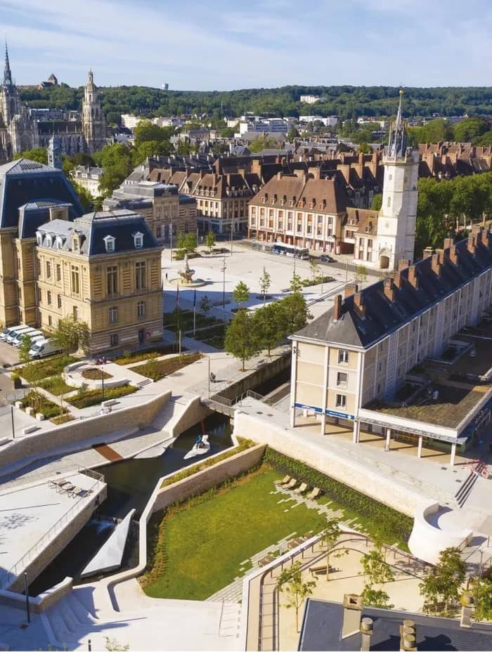 Illustration de l'événement : Circuit : visite guidée sur la transformation du patrimoine architectural
