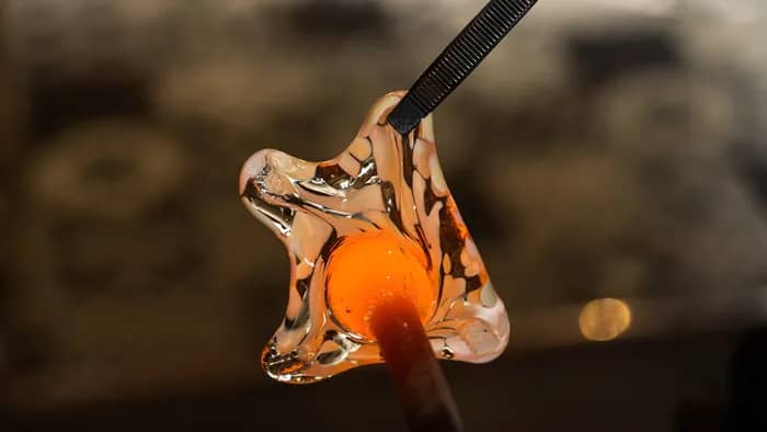 Illustration de l'événement : Atelier "fleur en verre soufflé"