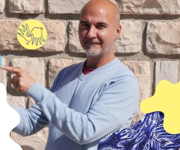 Illustration de l'événement : EN SIGNE - Visite en LSF du quartier de L’île de la Venise Provençale avec Grégory Pagès