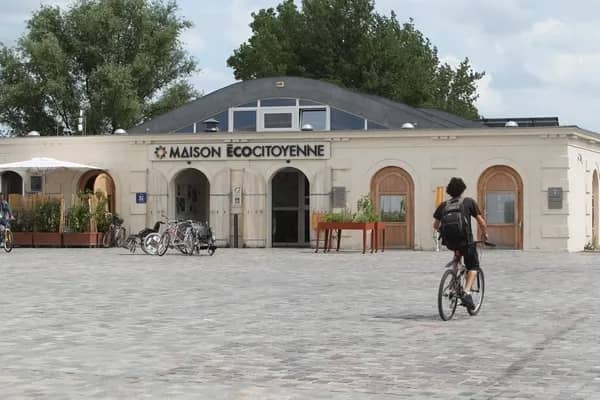 Illustration de l'événement : PARTICIPEZ À LA CRÉATION DU NOUVEL ÉPISODE DE TRANSITION, LE PODCAST DE LA MAISON ÉCOCITOYENNE avec Résonnance