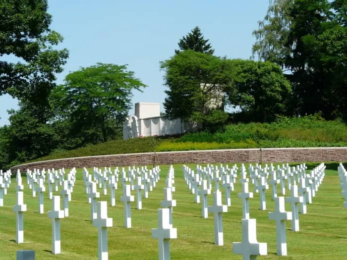 Illustration de l'événement : Visite guidée interactive - Devoir de Mémoire : Responsabilité, Souvenir et Transmission au Lorraine American Cemetery