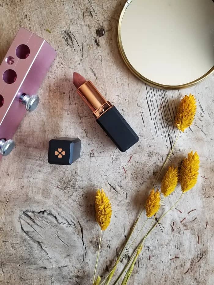 Illustration de l'événement : Atelier création rouge à lèvres et vernis à ongles