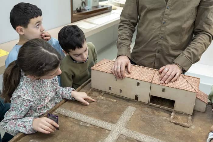 Illustration de l'événement : Visite familiale : Archi'bien