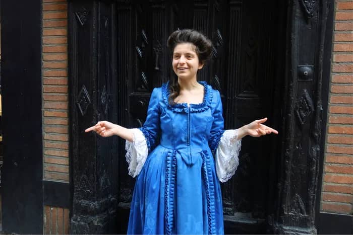 Illustration de l'événement : Visite insolite « Promenade avec Mme de Lapérouse, Albi au siècle des Lumières »