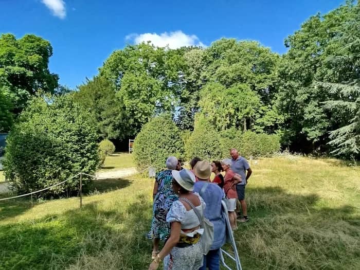 Illustration de l'événement : Visite guidée " Le parc à travers le temps "