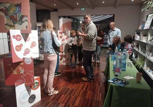 Illustration de l'événement : Bar à eaux : le goût des ions - Par l'association Kimiyo
